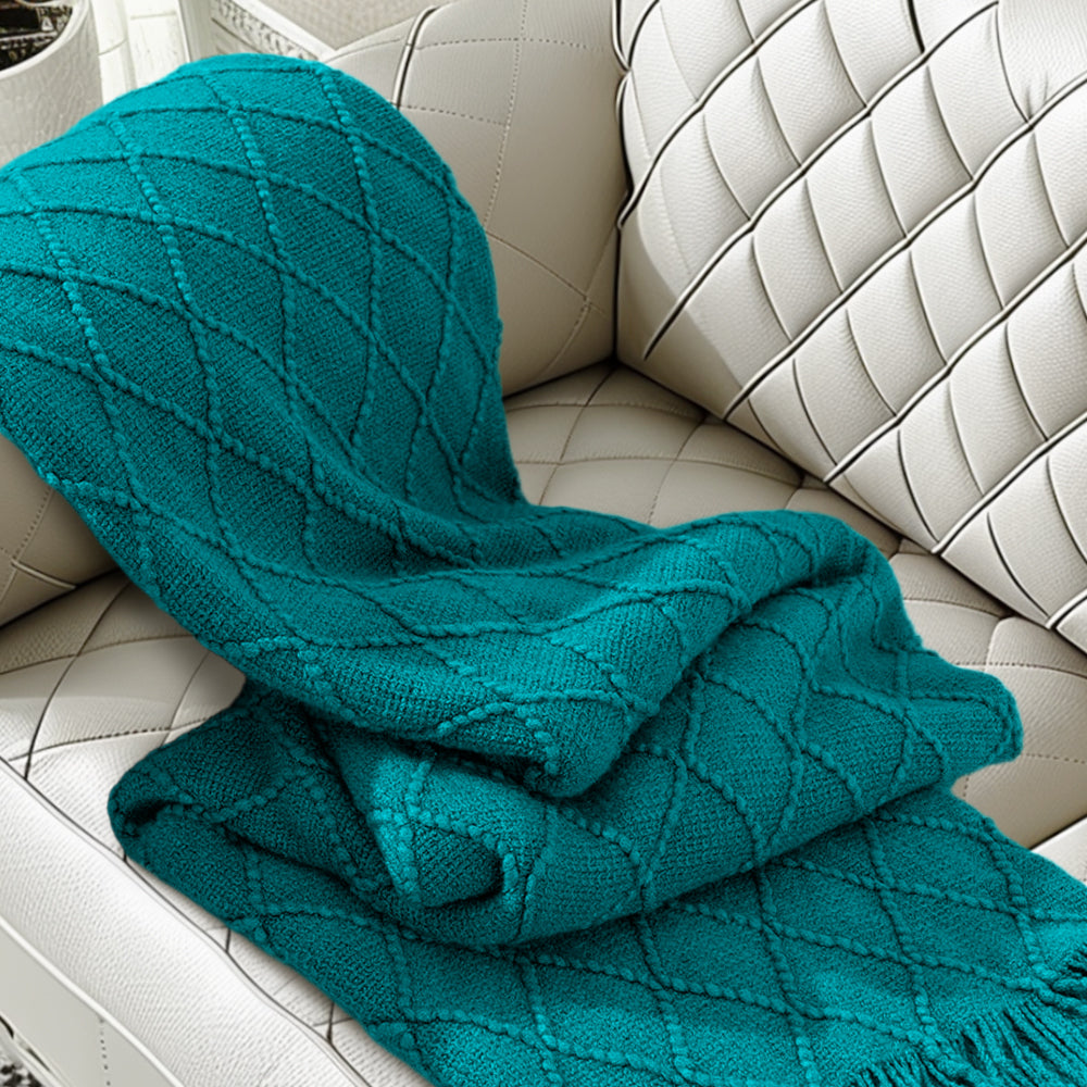 Knitted Throw Blanket With Tassels